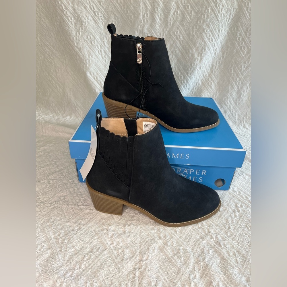 Draper James "Elle" Heeled Booties in Black, size 7, NIB/NWT!